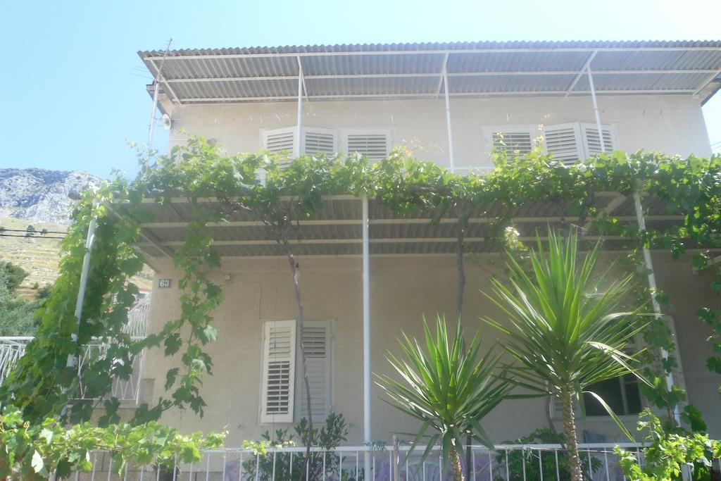 Hostel Guesthouse Mira Omiš Eksteriør bilde